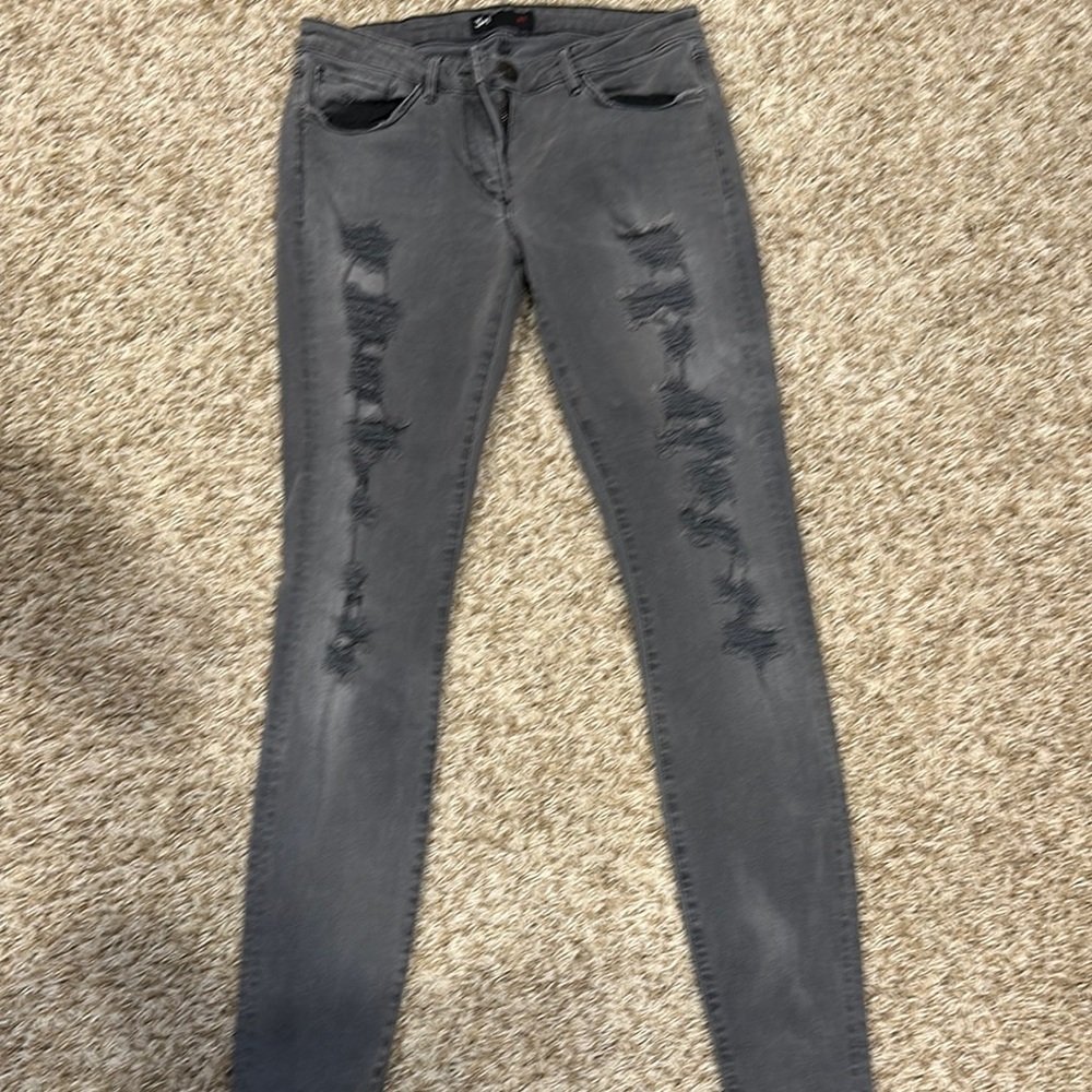 Distressed Gray Skinny Jeans